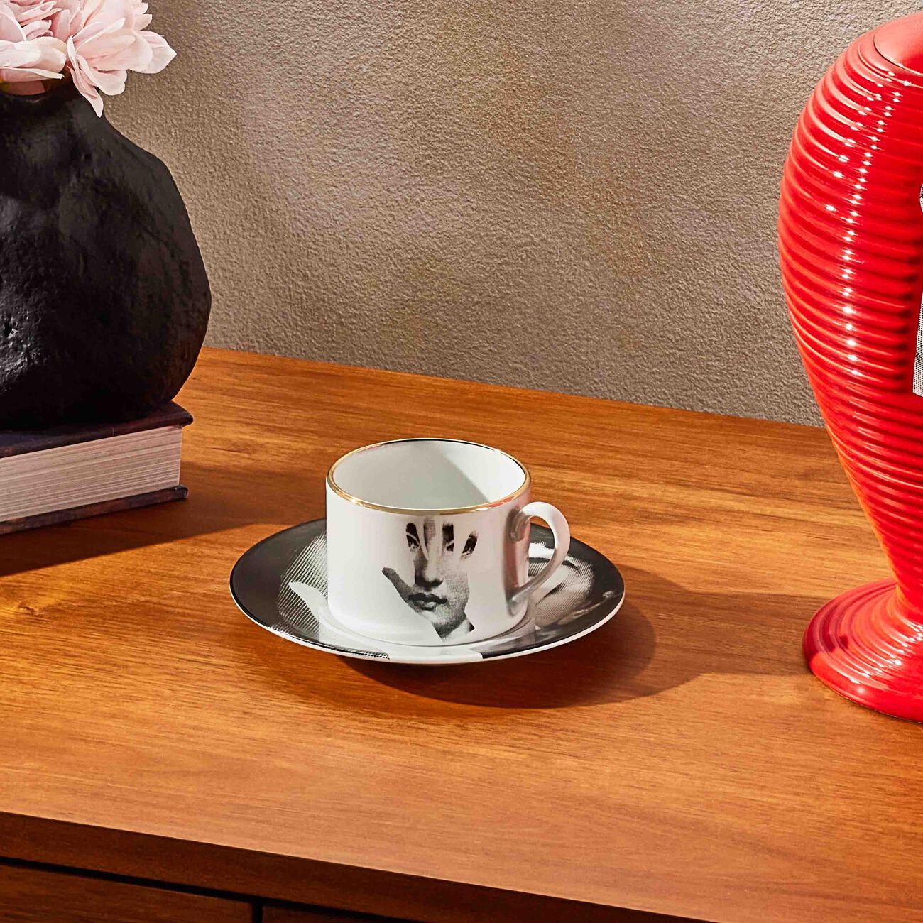 Tema e Variazioni 2005 Mano Tea Cup Grey fornasetti tema e variazioni 2005 mano tea cup grey
