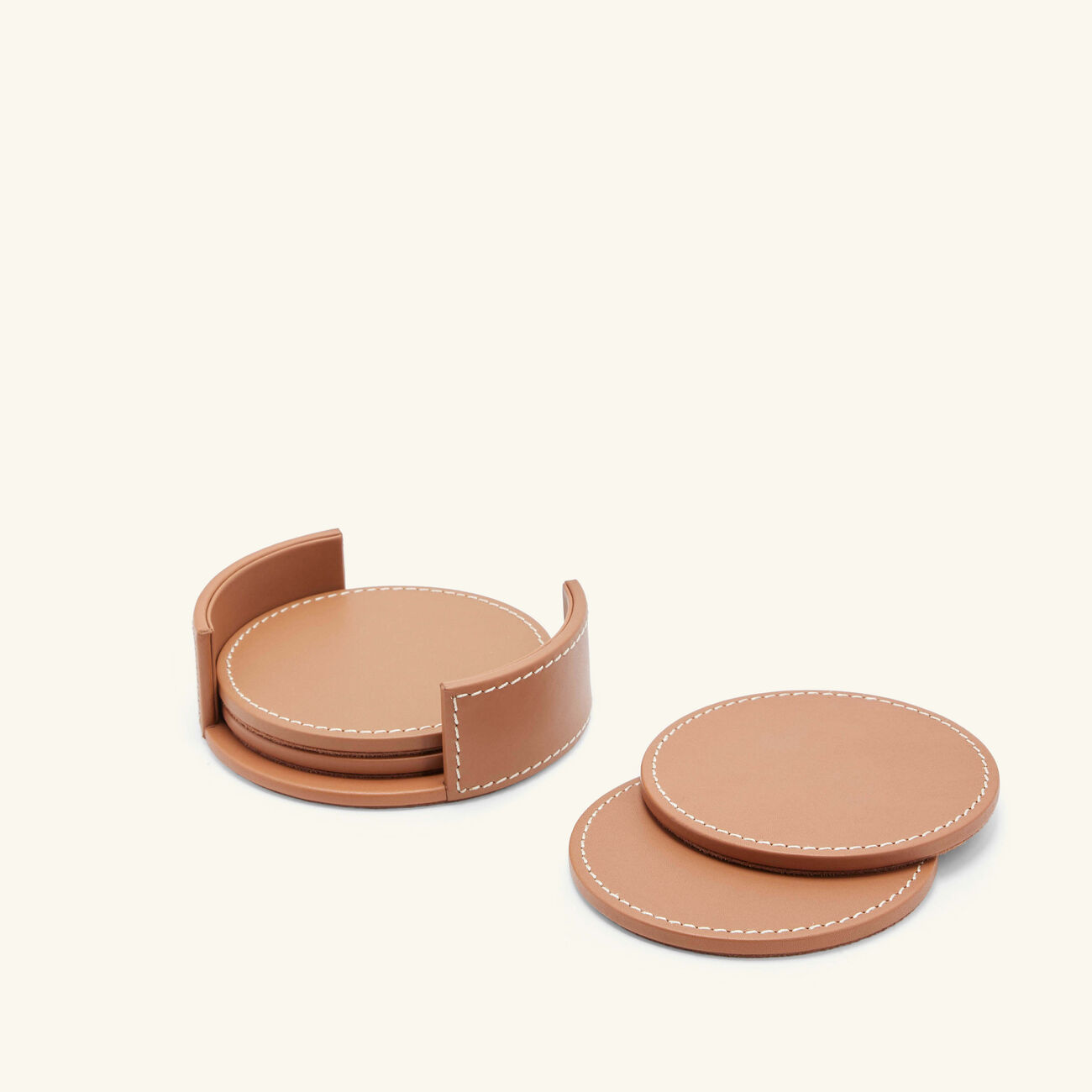 رالف لورين هوم طقم وايت المؤلف من 4 قواعد بنية للأكواب