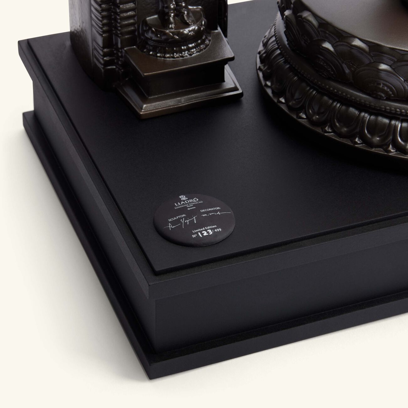 لادرو منحوتة لورد رام لالا