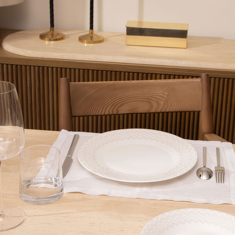 ZIG ZAG Dinner Plate Round White 27 cm Set of 2 missoni home zig zag dinner plate round white 27 cm set of 2