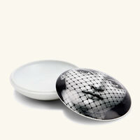 Tema e Variazioni no.78 Round Box fornasetti tema e variazioni no 78 round box