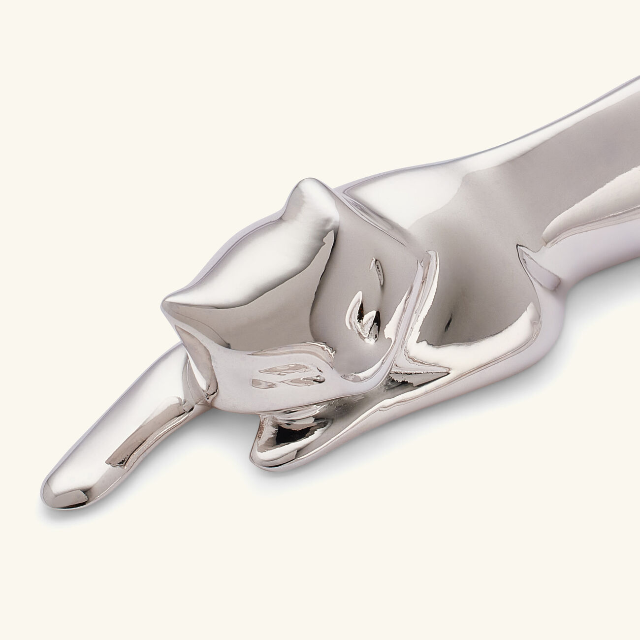 طقم جاليا دوج آند كات مؤلف من مسندين للسكاكين مطلي بالفضة كريستوفل طقم جاليا دوج آند كات مؤلف من مسندين للسكاكين مطلي بالفضة