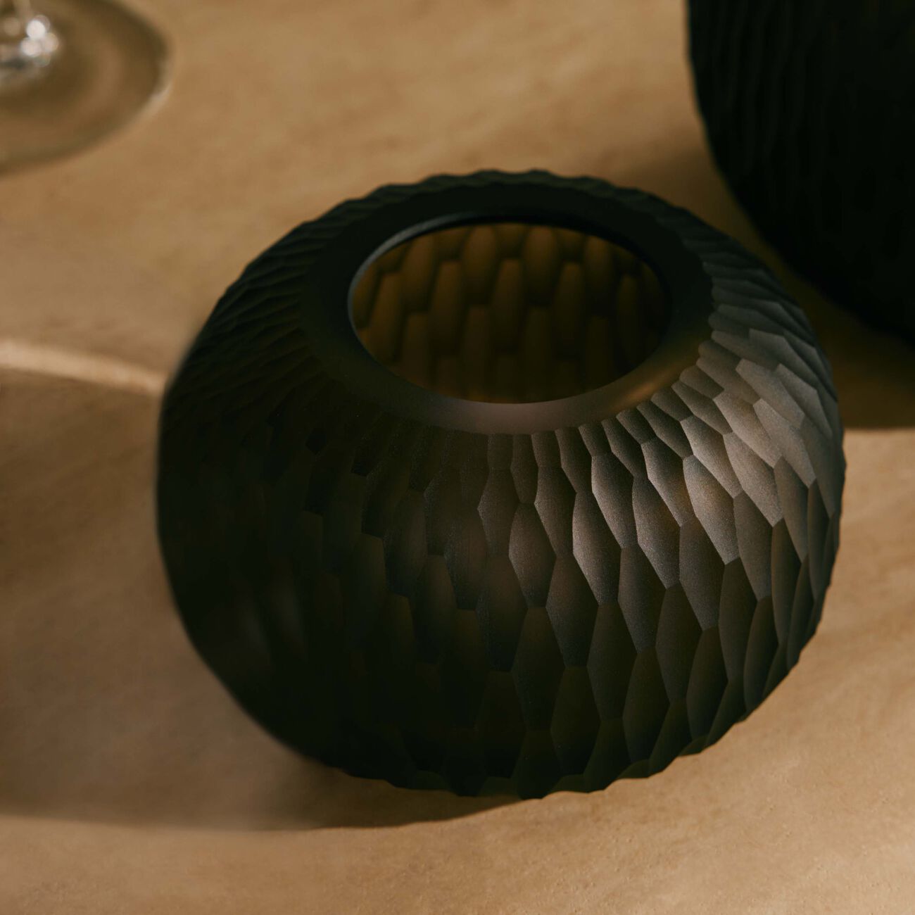 روكل حامل الشموع الصغيرة ميتامورفوسيس تي لايت باللون الأسود