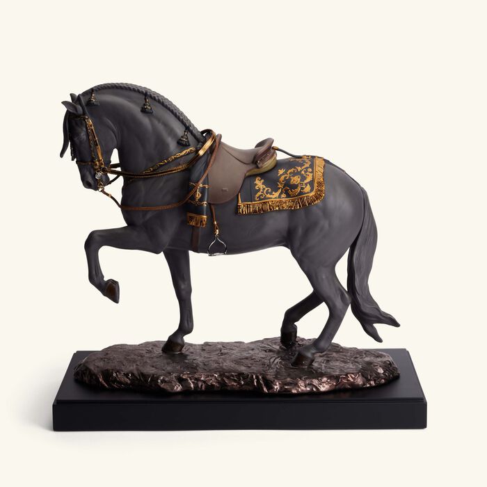 lladro spanish pure breed sculpture black   limited edition
