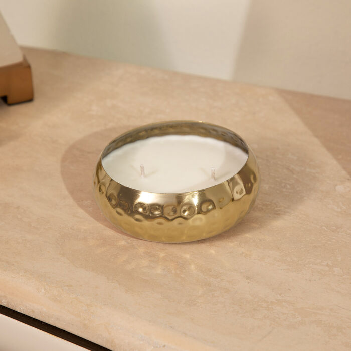 light of sakina urli oud saffron candle 200ml