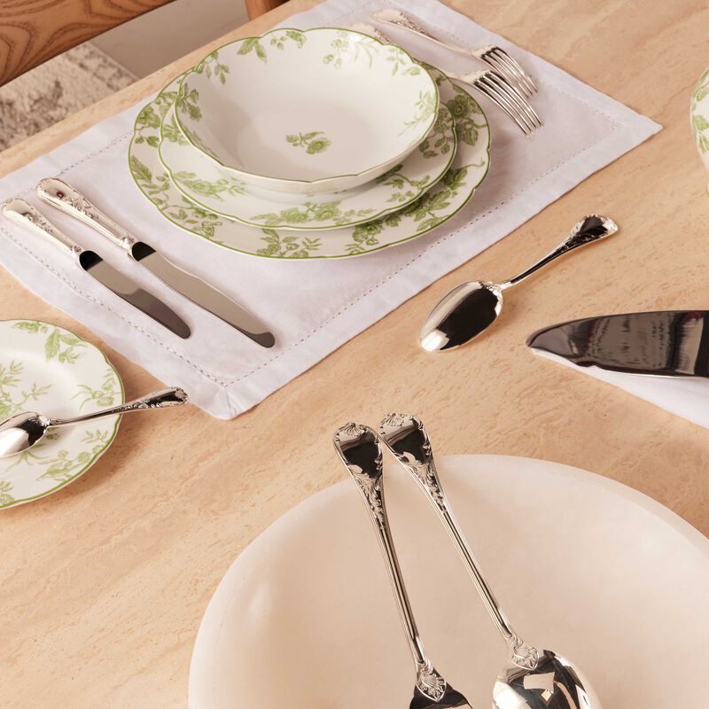 كريستوفل طقم الفضيات مارلي مؤلف من 75 قطعة باللون الفضي