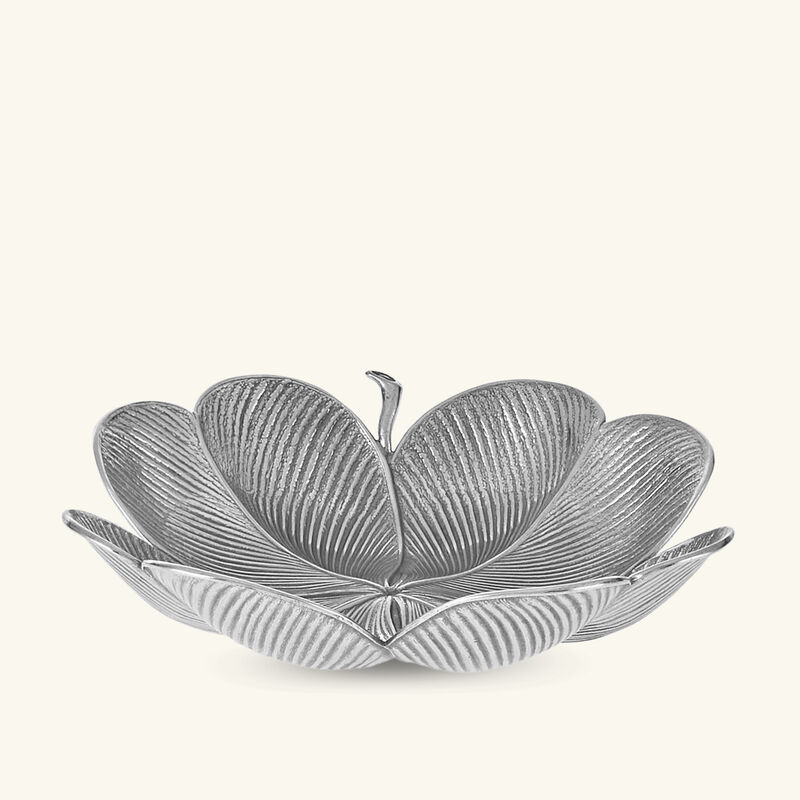 buccellati clover leaf bowl medium silver