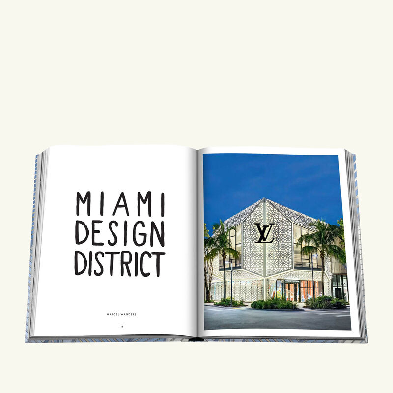 Louis Vuitton Skin Architecture of Luxury Beijing Edition Book 39x30cm assouline louis vuitton skin architecture of luxury beijing edition book 39x30cm