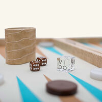 Alligator Backgammon Set Medium vido alligator backgammon set medium