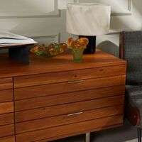 دوم مزهرية روز صغيرة جدًا خضراء