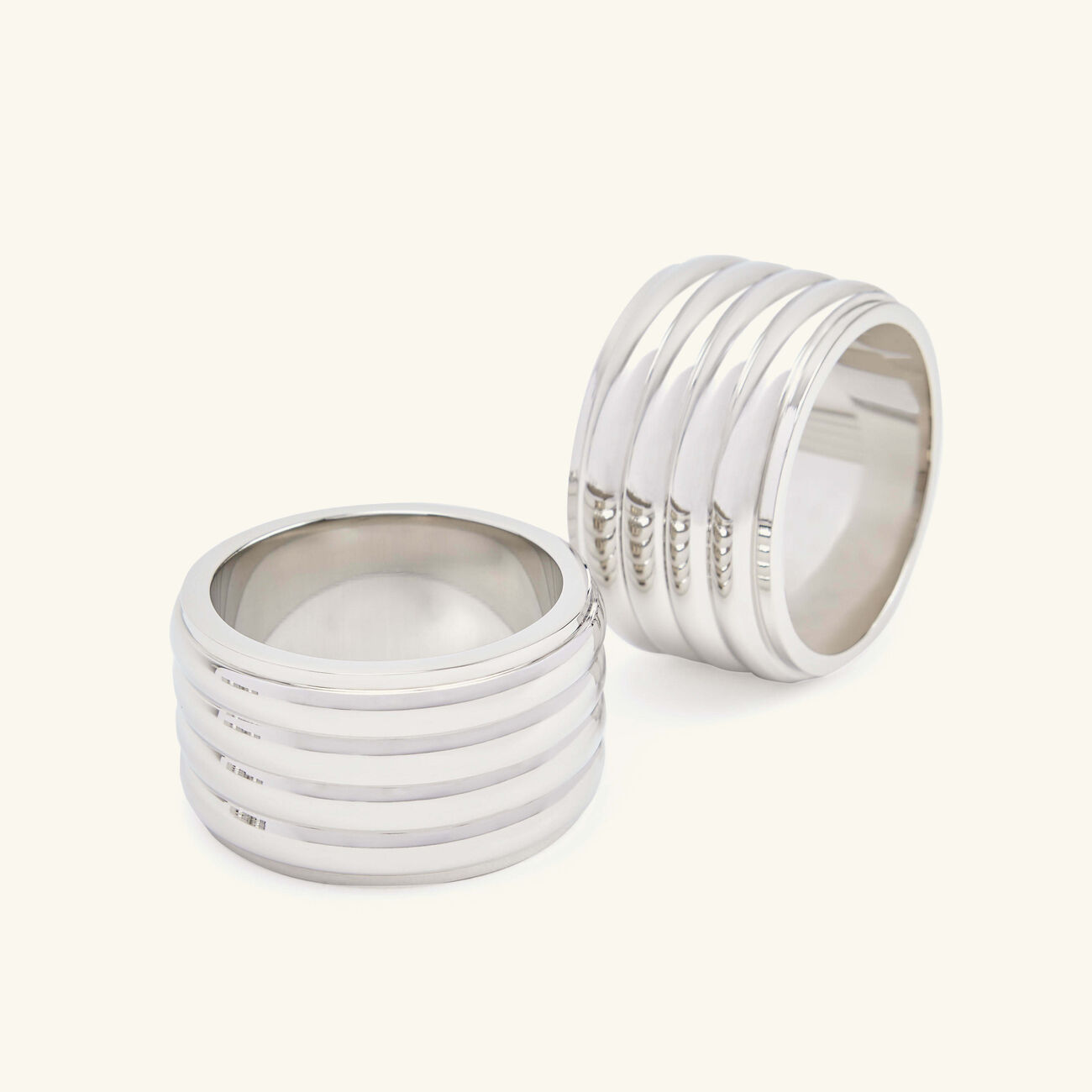 رالف لورين هوم طقم ثورب المؤلف من 4 حلقات للمناديل من الستانلس ستيل