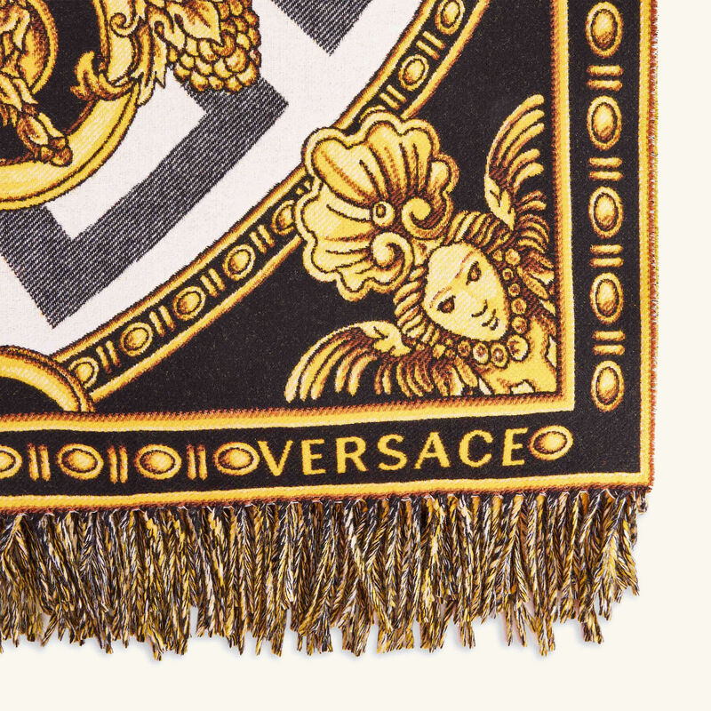 فيرساتشي بطانية لا كوب دي ديو