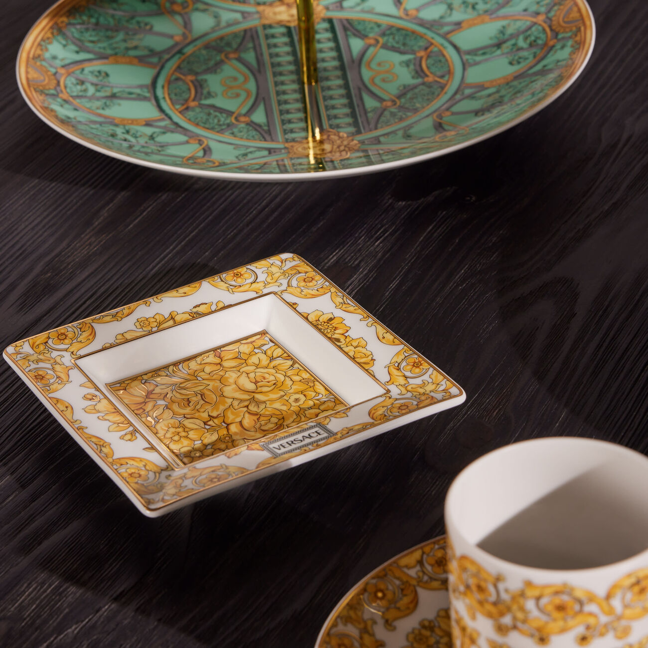 versace medusa rhapsody trinket tray square small gold