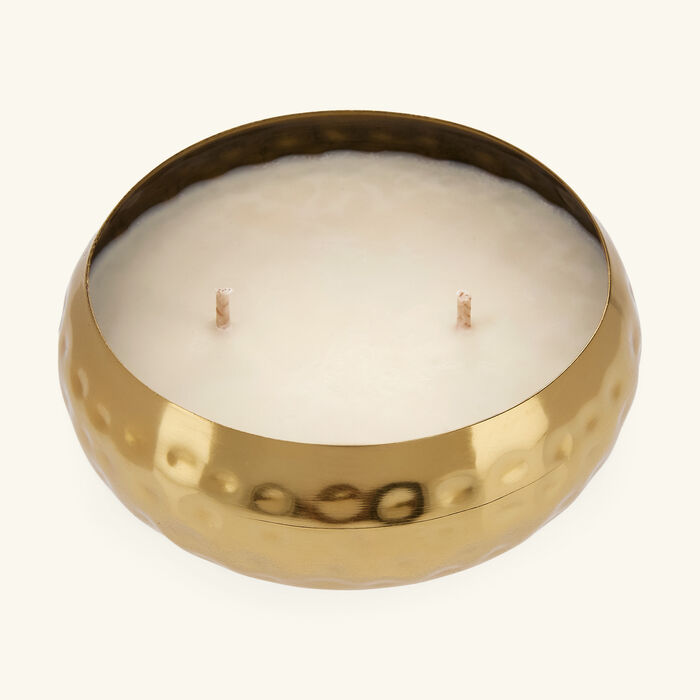 light of sakina urli oud saffron candle 200ml