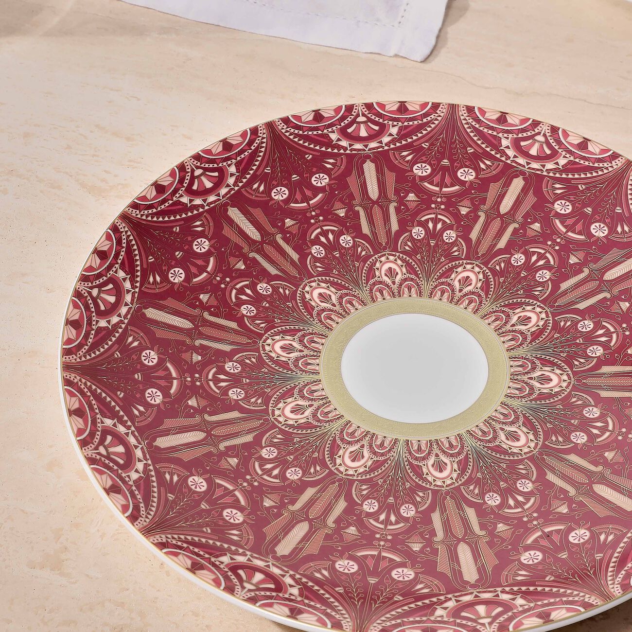 Reves Du Nil Pourpre Service Plate Red 31cm haviland reves du nil pourpre service plate red 31cm