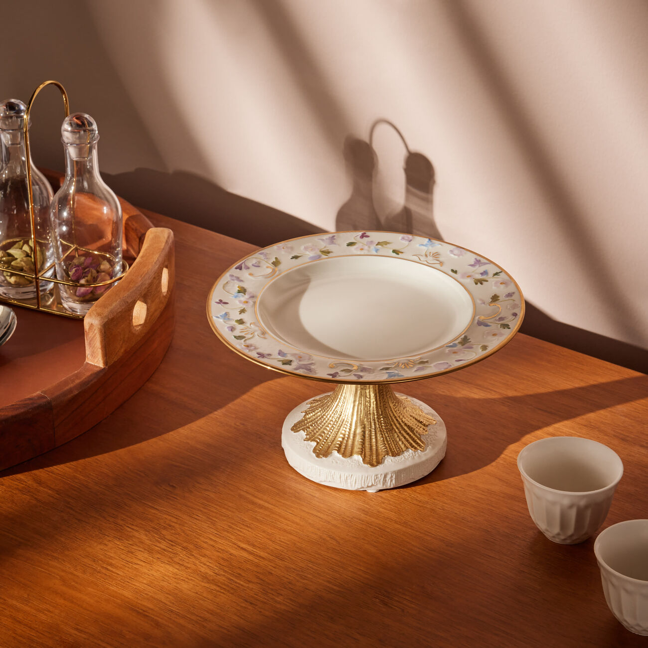 villari taormina cake stand white