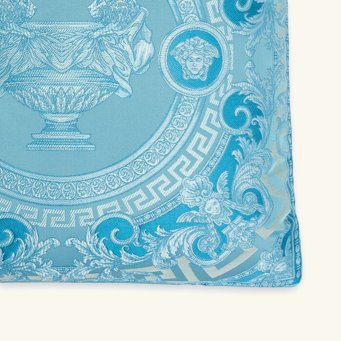 versace la coupe des dieux cushion