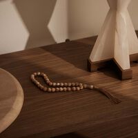 لايت اوف سكينة طقم شكر كاراميل شيل من عطر ومسبحة