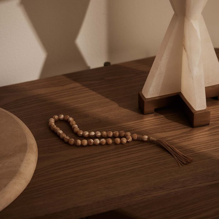 لايت اوف سكينة طقم شكر كاراميل شيل من عطر ومسبحة