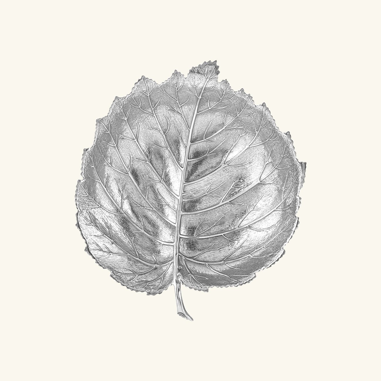 buccellati hazelnut leaf bowl medium silver