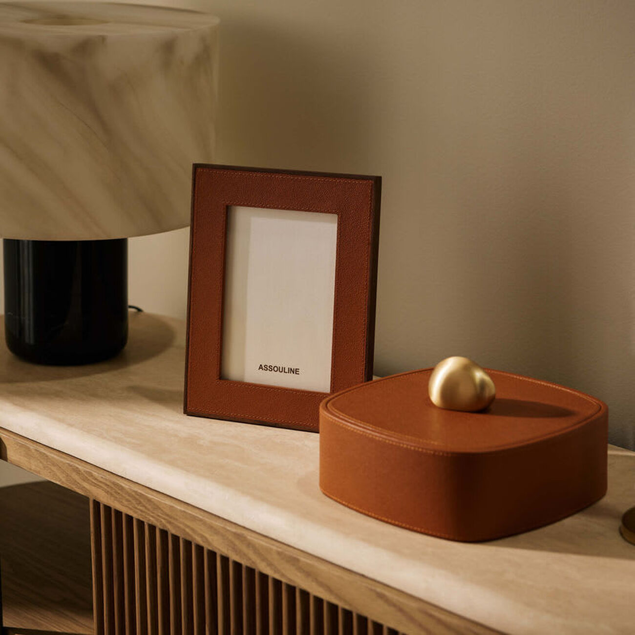 Heritage Frame Camel 24x19 cm assouline heritage frame camel 24x19 cm