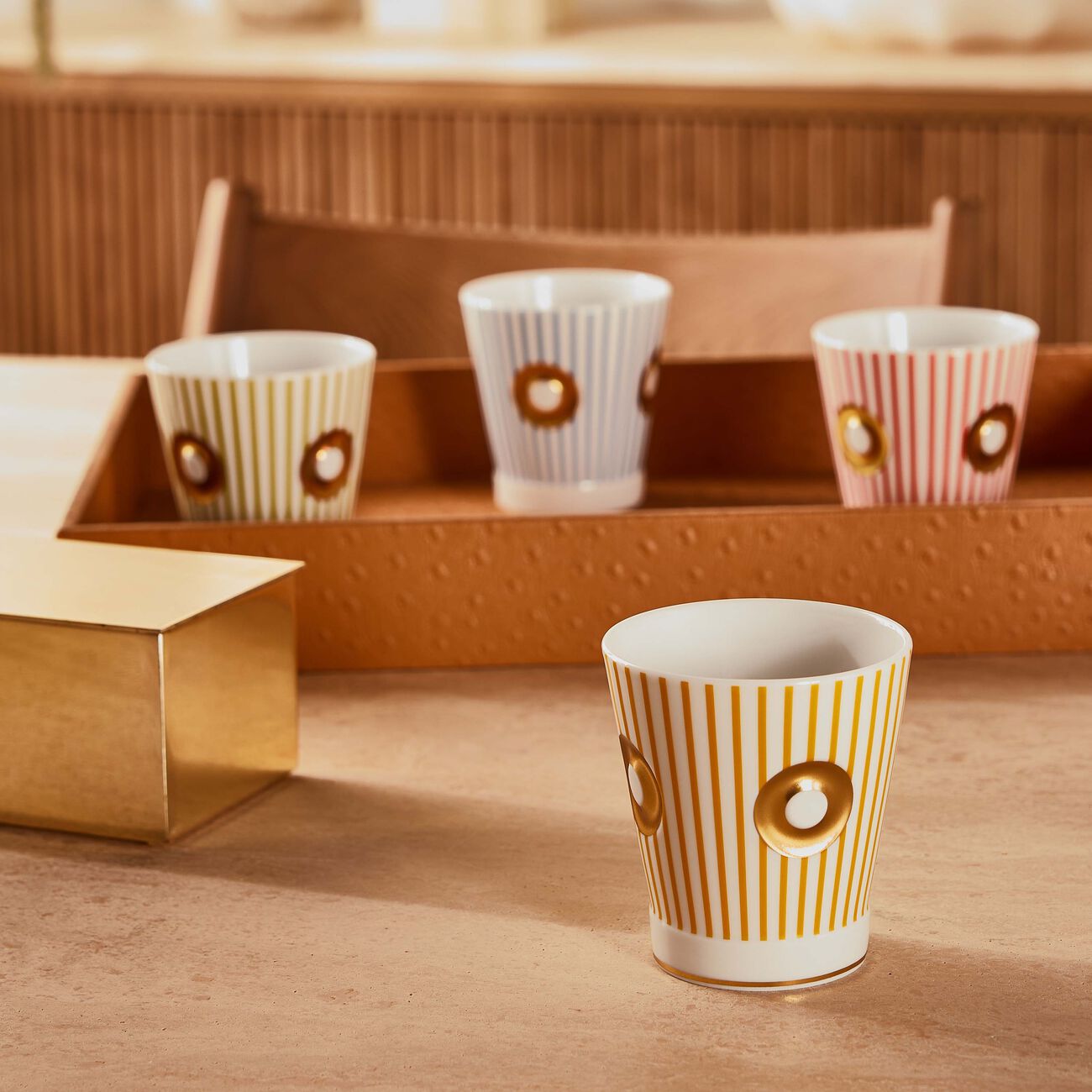 برناردو كأس الشرب ديلفوس إيولي أصفر