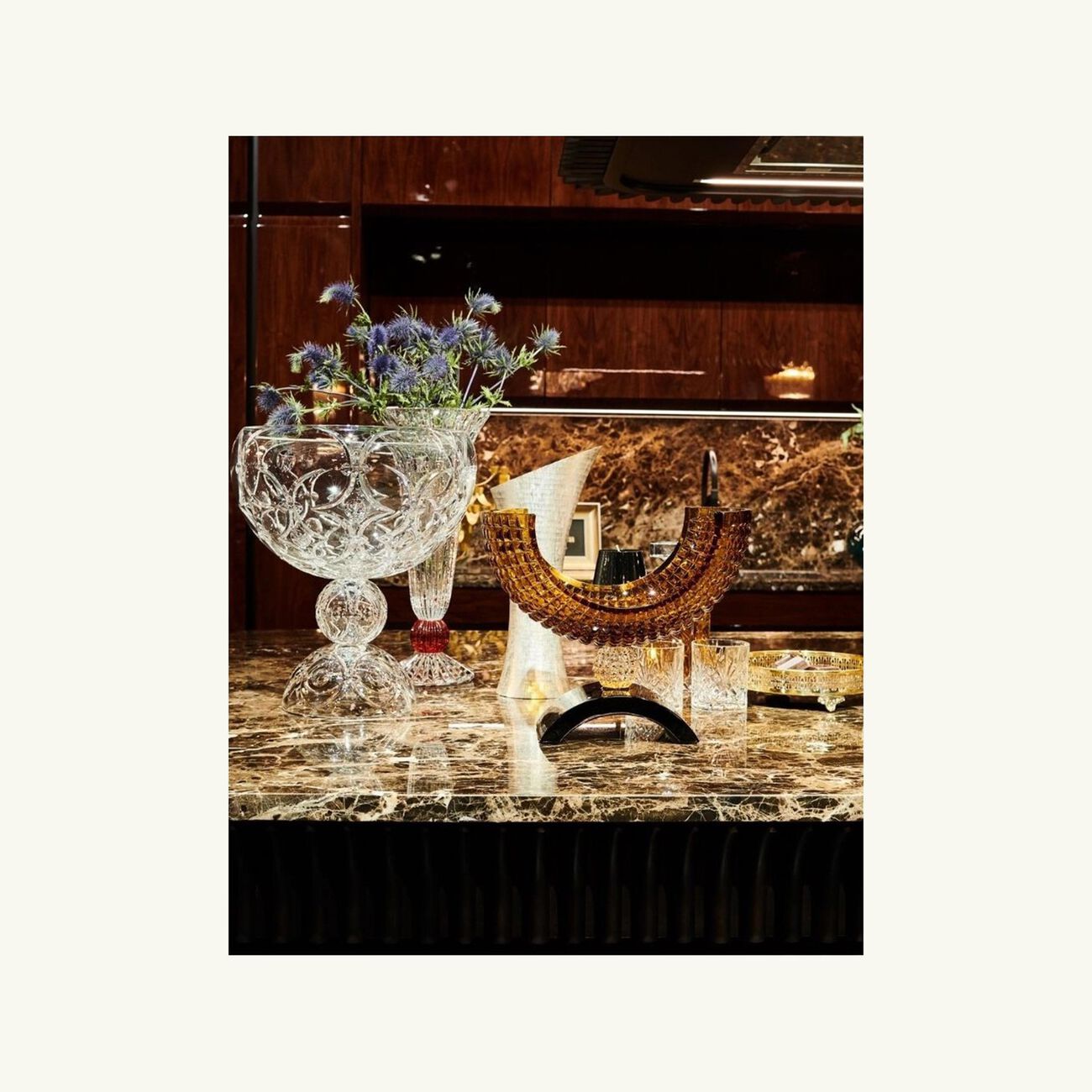 ماريو تشيوني قطعة ديكور مركزية لوكسيه صفراء