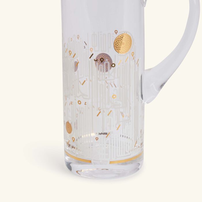 دملاج طقم حياة المؤلف من 6 أكواب زجاجية مع إبريق باللون الذهبي