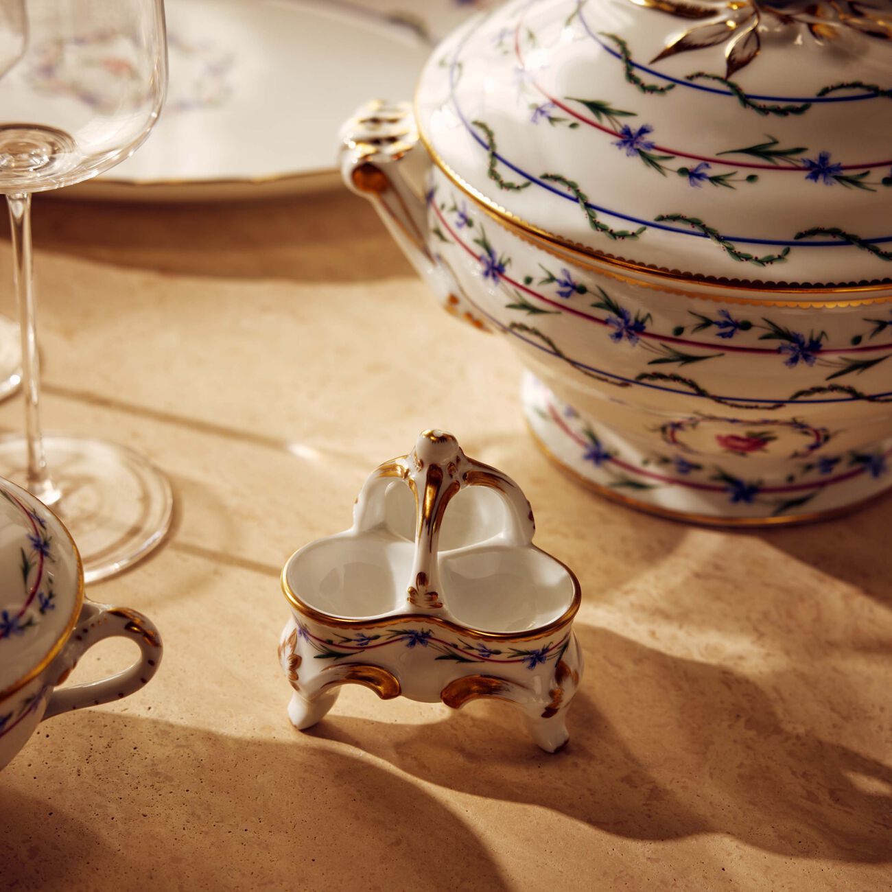 bernardaud le gobelet du roy salt   pepper shakers white