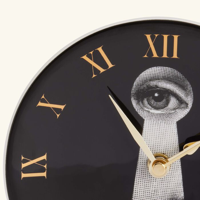 فورناسيتي ساعة مكتب سيراتورا باللون الأسود