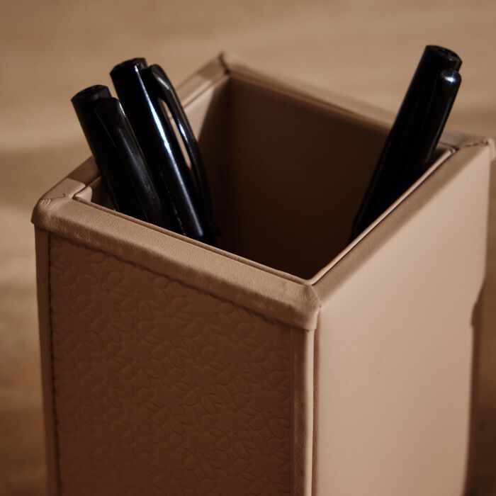 giobagnara elie saab monogram pen holder torrone beige