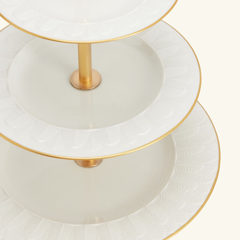 Peacock Cake Stand White villari peacock cake stand white