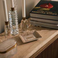 طبق الضيافة باروكو بلون البيج - 15 سم فيرساتشي طبق الضيافة باروكو بلون البيج 15 سم