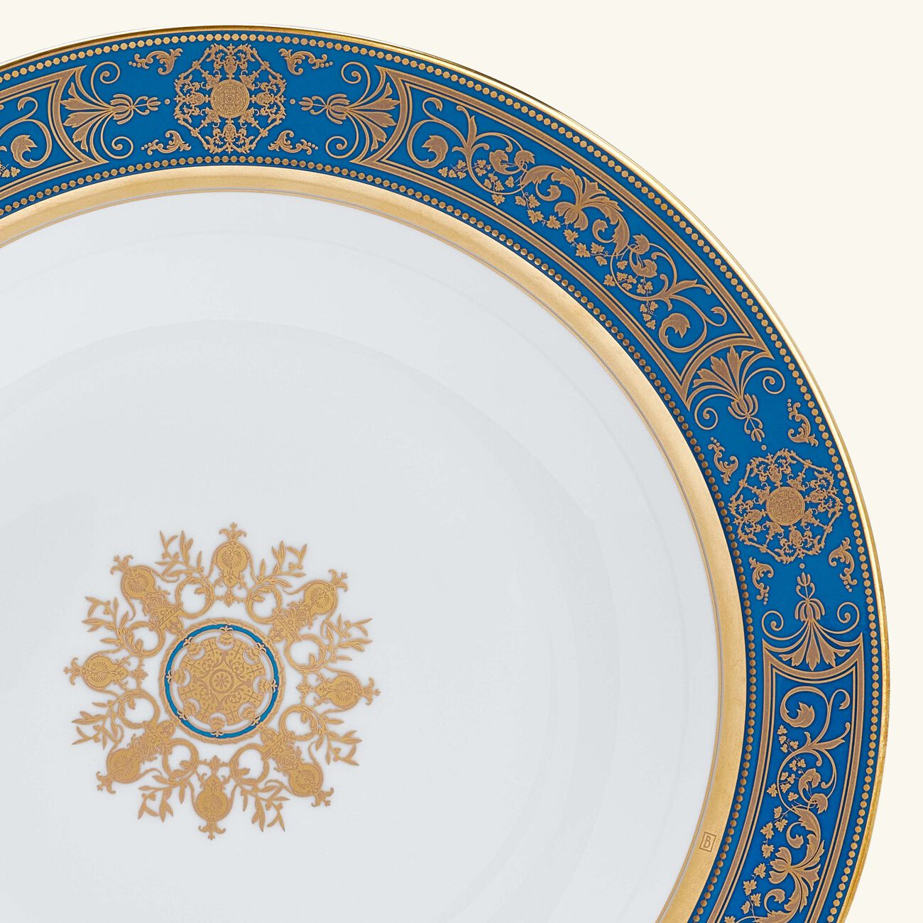 bernardaud aux rois deep dish round gold 29cm