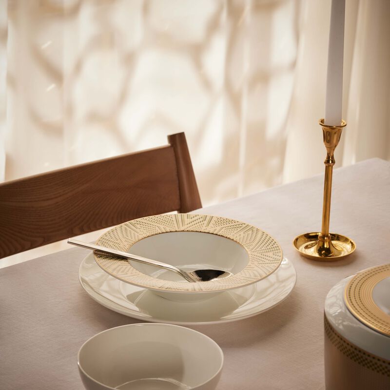 برناردو طبق الحساء أوغوستا بتصميم دائري 22 سم