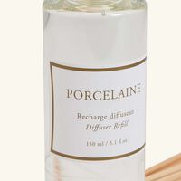 برناردو زجاجة بورلسينية لإعادة ملء موزع العطر مع أعواد من الروطان