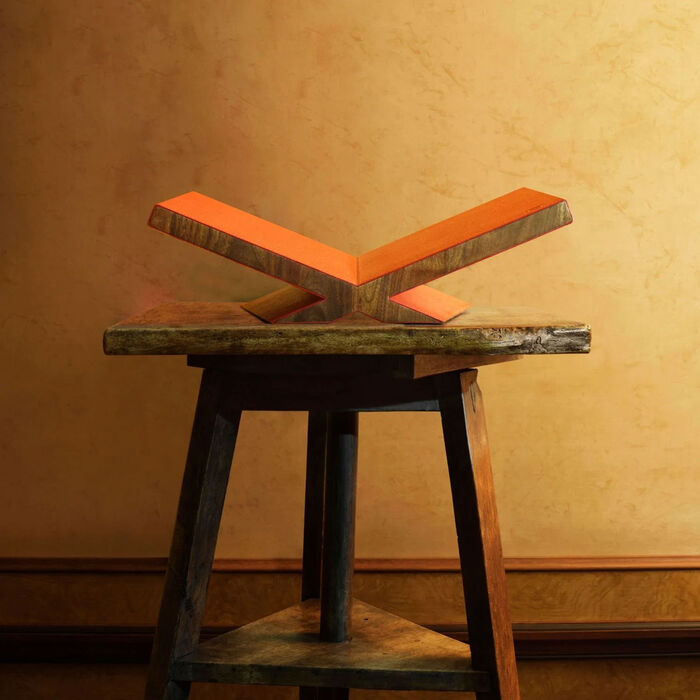 Collector Ultimate Bookstand Camel assouline collector ultimate bookstand camel