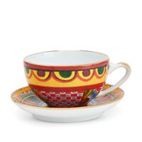 فنجان للشاي مع صحنه من البورسلين, small