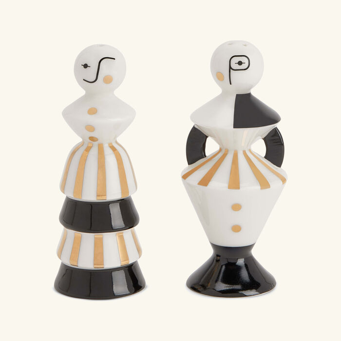 جوناثان أدلر مرشتا الملح والفلفل فيينا باللون الأبيض