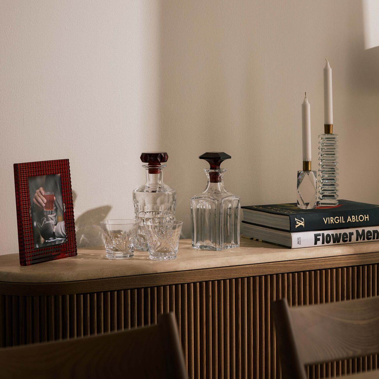 باكارا إناء لوكسور باللون الأحمر