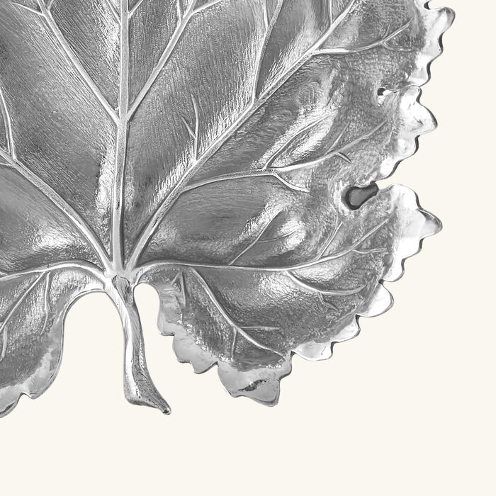 buccellati vine leaf bowl medium silver