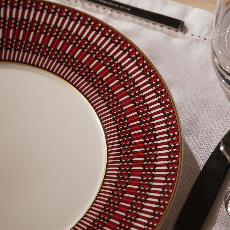 باكارا طبق للعشاء أركاديا دائري باللون الأحمر 27 سم   عدد 2
