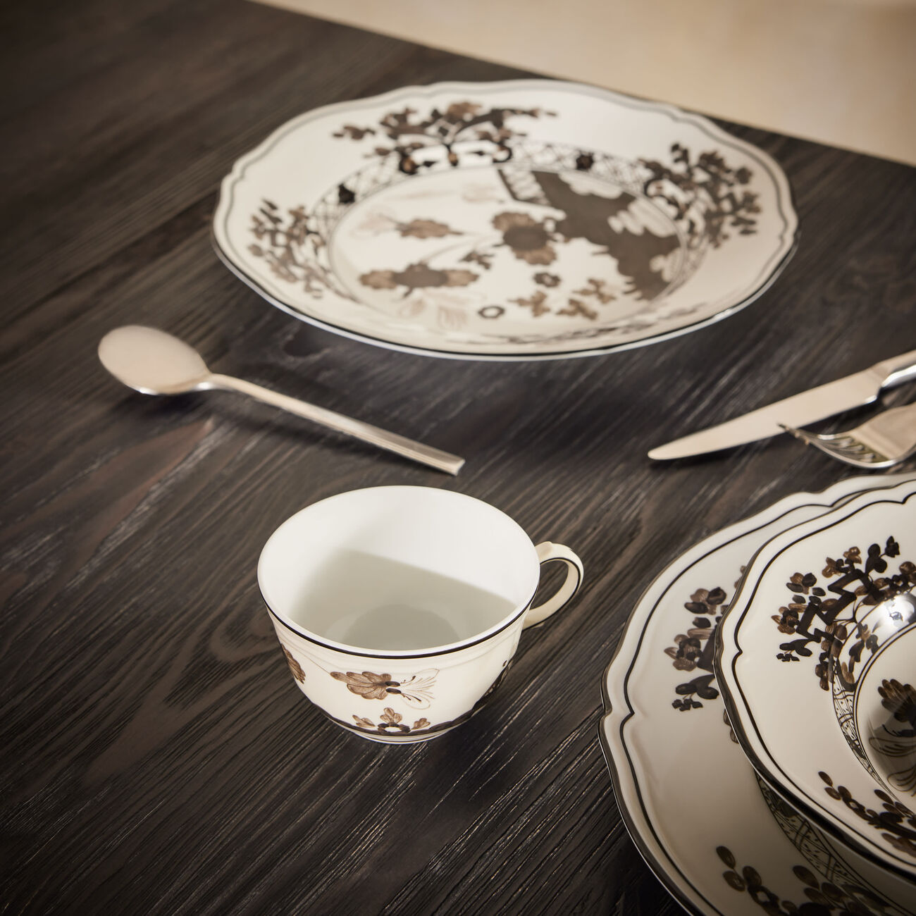 جينوري 1735 فنجان الشاي أنتيكو دوتشيا أسود