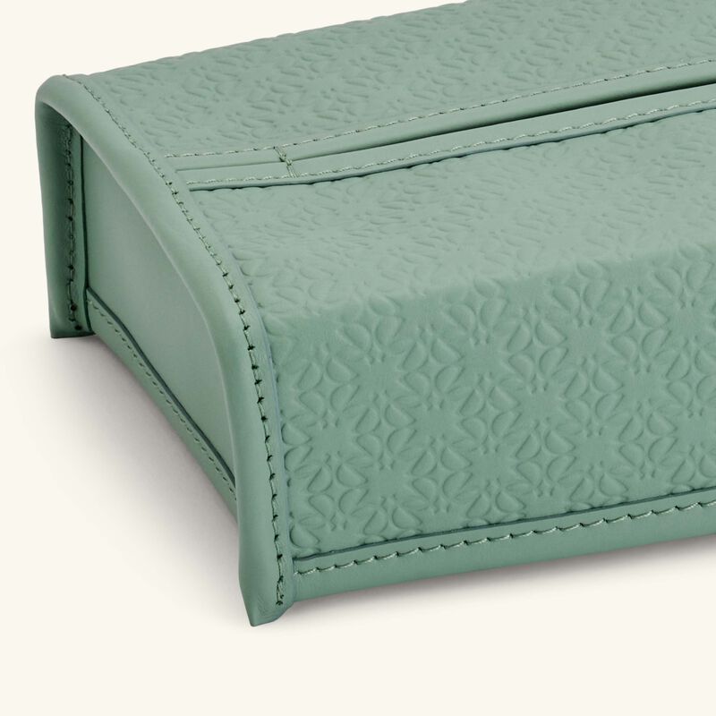 جيوبانيارا علبة مناديل إيلي صعب مونوغرام أجاتا باللون الأخضر