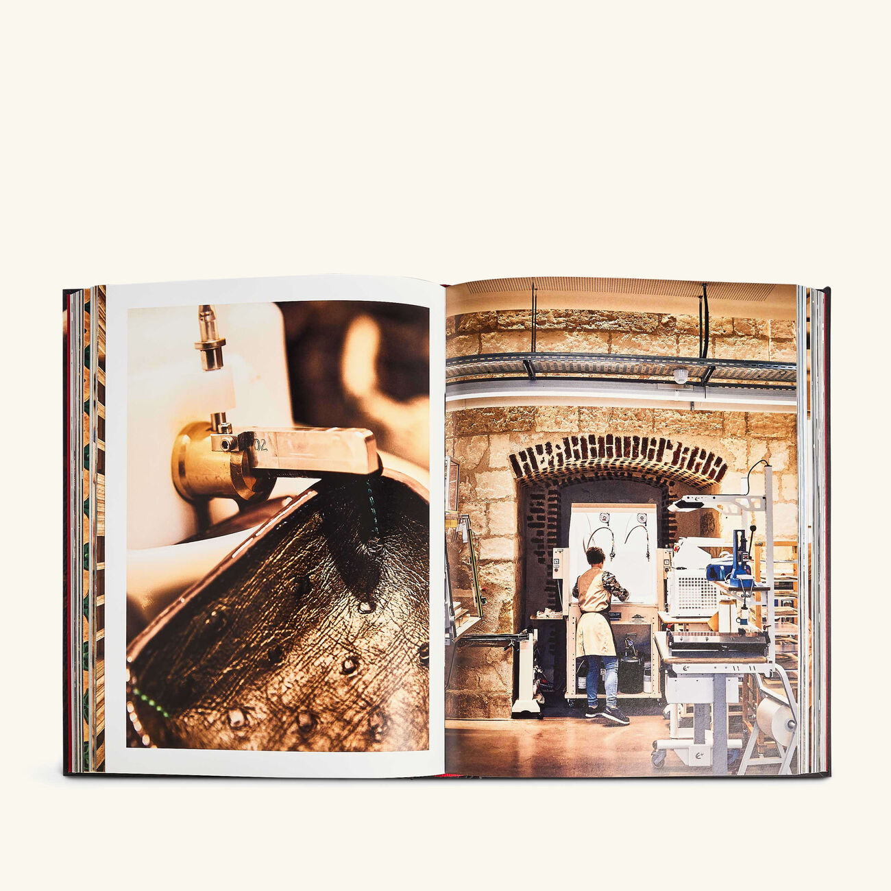 assouline louis vuitton manufactures book 33x25cm