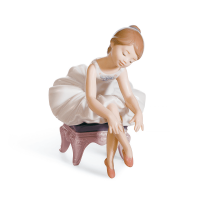 تمثال فتاة راقصة بالية, small