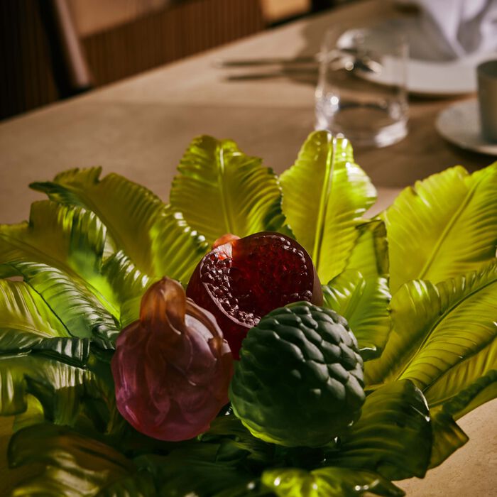 دوم منحوتة توتي فروتي على شكل رمان