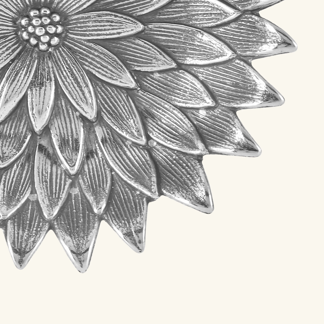 buccellati anemone flower bowl small silver