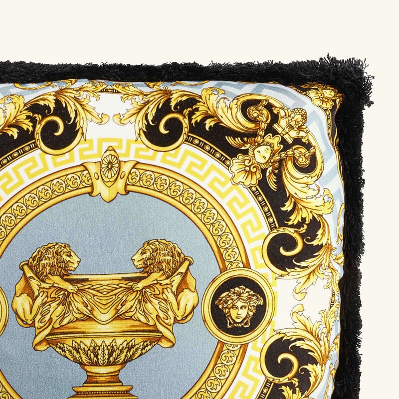 فيرساتشي وسادة لا كوب دي ديو