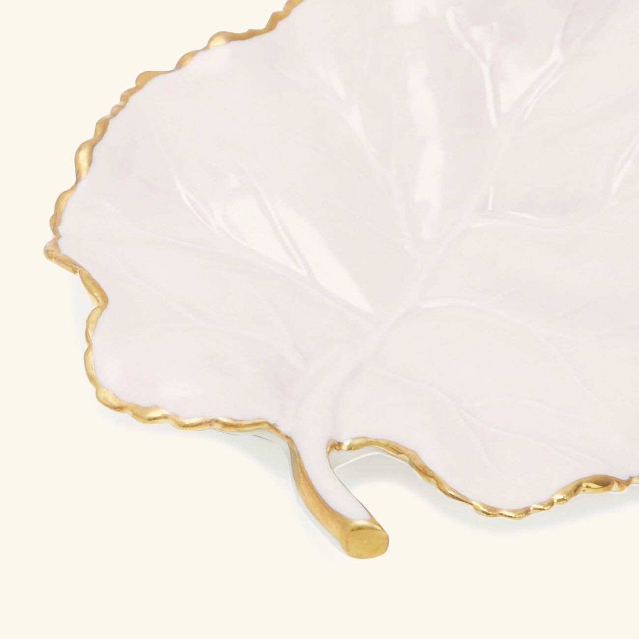 Autumn Mulberry Leaf Trinket Tray Small Pink villari autumn mulberry leaf trinket tray small pink